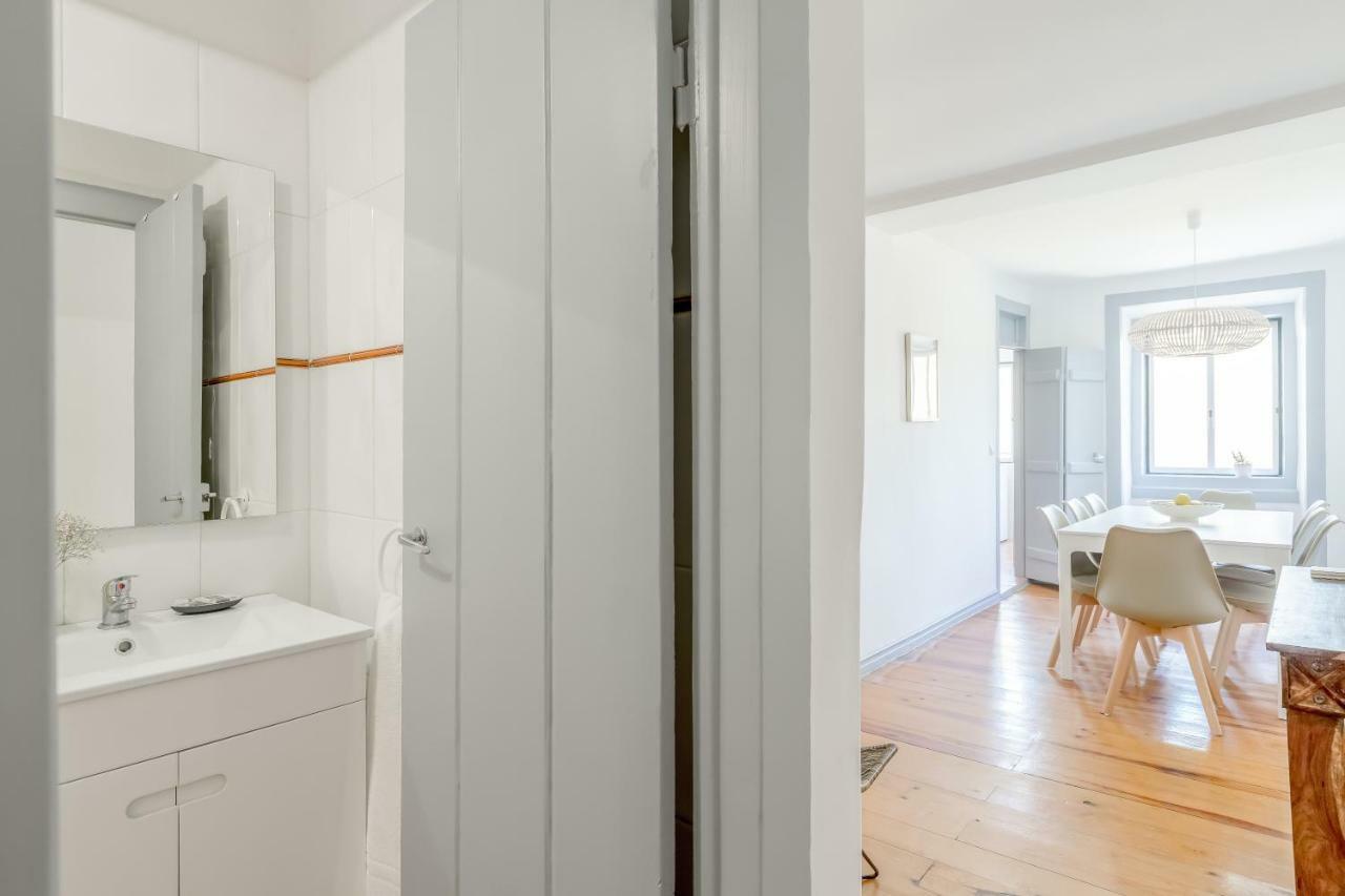 Alfama Spacious And Central Amazing Apartment, By Timecooler Лісабон Екстер'єр фото