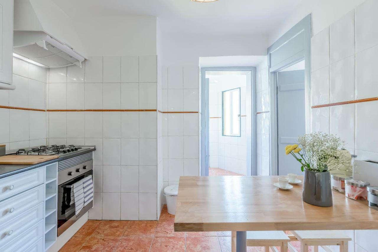 Alfama Spacious And Central Amazing Apartment, By Timecooler Лісабон Екстер'єр фото